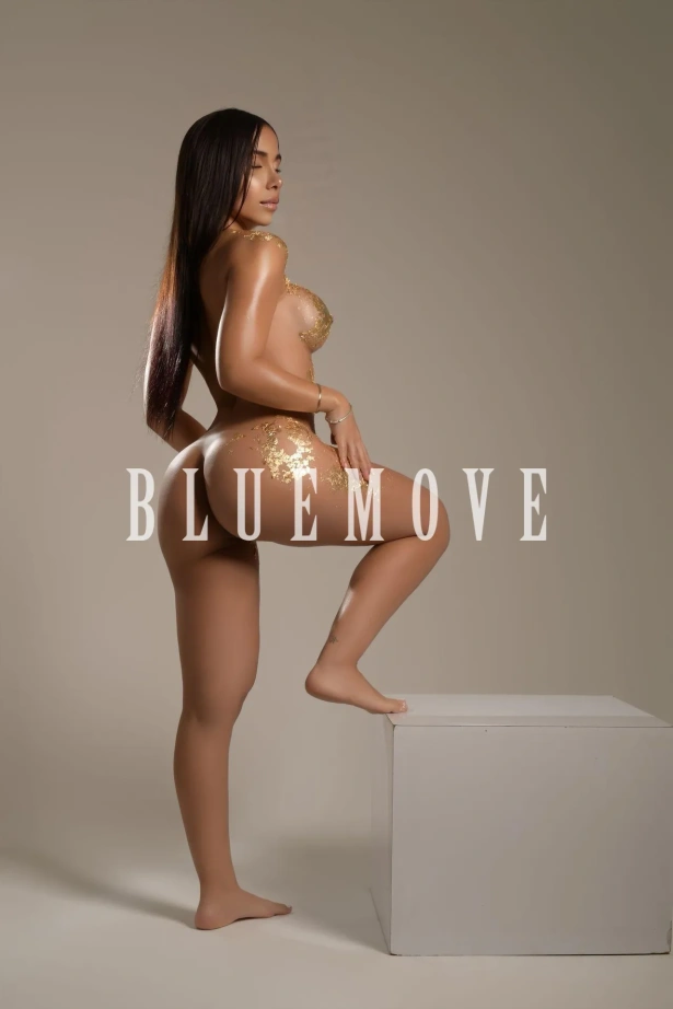 Mariana, ariana y soy una escort colombiana de 22
