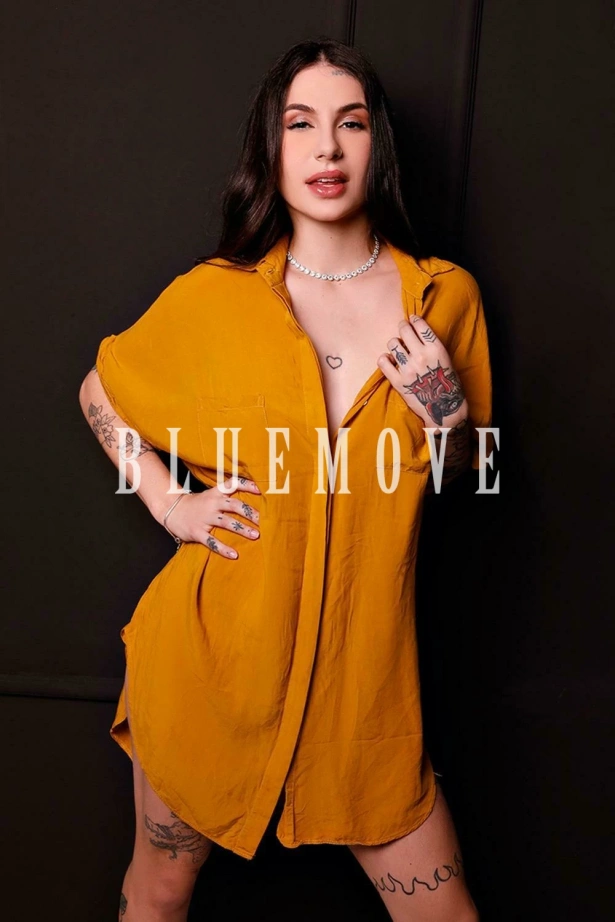 Cenas románticas, Salidas a eventos, Salir de fiesta, Girlfriend experience, Masaje cuerpo a cuerpo, Masajes sensitivos, Masajes a domicilio, Masajes a hoteles, Fantasías y disfraces, Masaje erótico: escorts em Barcelona