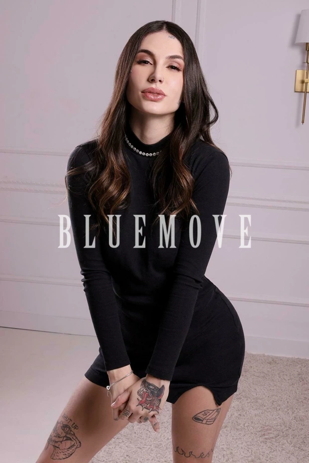 Cenas románticas, Salidas a eventos, Salir de fiesta, Girlfriend experience, Masaje cuerpo a cuerpo, Masajes sensitivos, Masajes a domicilio, Masajes a hoteles, Fantasías y disfraces, Masaje erótico: escorts em Barcelona