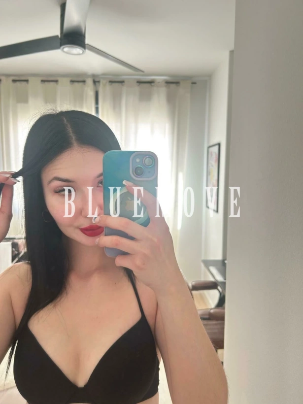 Cenas románticas, Salidas a eventos, Girlfriend experience, Masajes a domicilio, Masajes a hoteles, Masaje erótico: escorts em Madrid