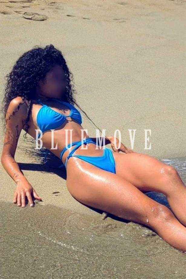 Cenas románticas, Viajes, Salidas a eventos, Salir de fiesta, Girlfriend experience, Masaje cuerpo a cuerpo, Masajes sensitivos, Masajes a domicilio, Masajes a hoteles, Fantasías y disfraces, Masaje erótico: escorts em Madrid
