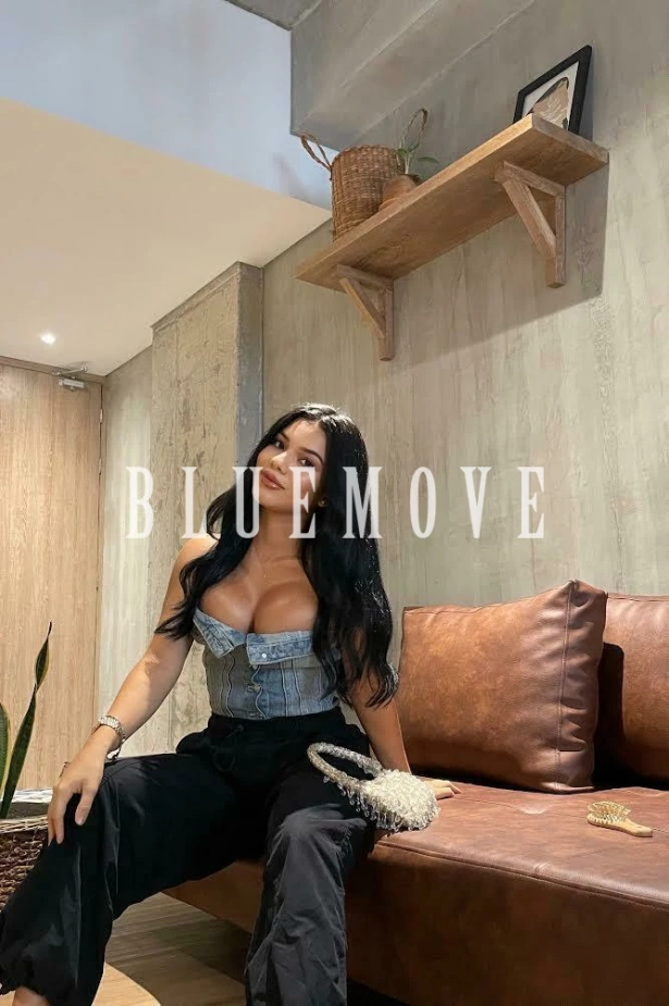 Cenas románticas, Viajes, Salidas a eventos, Salir de fiesta, Girlfriend experience, Masaje cuerpo a cuerpo, Masajes sensitivos, Masajes a domicilio, Masajes a hoteles, Fantasías y disfraces, Masaje erótico: escorts em Madrid