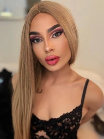 Kamal, Travesti en Madrid 677297871