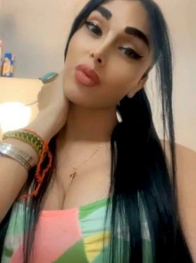 Vaiolet Zanetti, Travesti en Barcelona 691881282