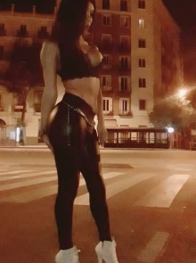 Servicios exclusivos con la compañía de Mia en Chamberí