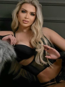 Dianna es la modelo de gran belleza que estás buscando