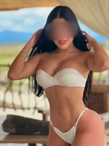 Luna, acompañante disponible ahora en la zona de Puente de Vallecas