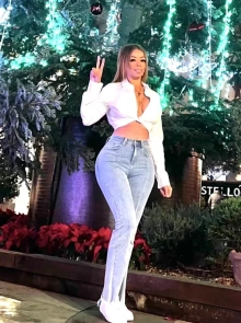 Andrea , tu mejor opción si buscas chicas Madura verificadas