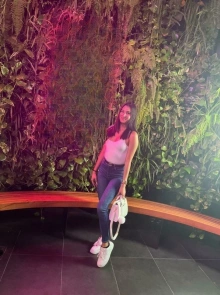 Encuentra a Sabrina guapa , en nuestro listado de chicas de compañía