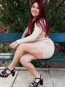 Perfil de Latina jovencita, una de las damas de compañía destacadas