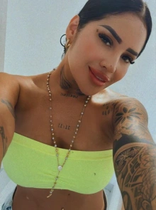 Book actualizado de Linda, una chica de alta gama