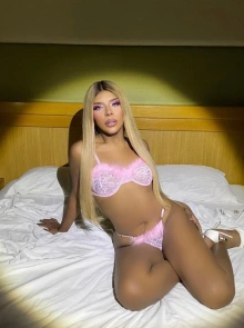 Nikol, detalles y contacto de esta escort en Centro