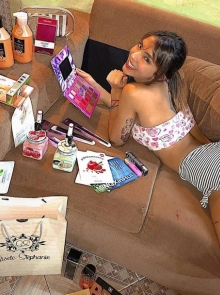 ¿Buscas una escort en Tetuán? Conoce a Emma fiestera