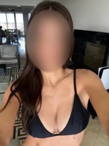 Servicios de acompañantes de alta calidad con Giovana