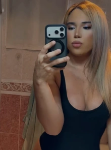 Conoce a Ashly, escort en Zaragoza con servicios verificados