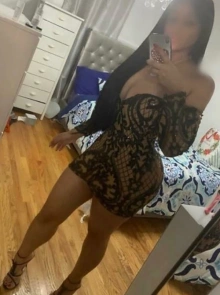 Karen es una de las escorts en Ascao con mejores reseñas