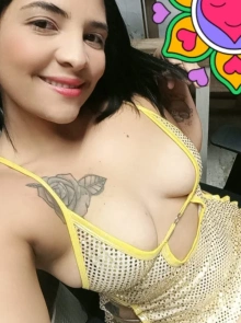 Estrella es escort de lujo con atención exclusiva