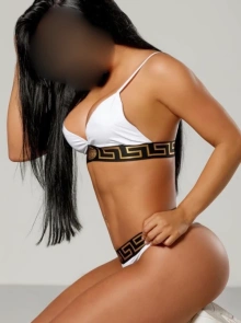 Eva Sofía es escort de lujo con atención exclusiva