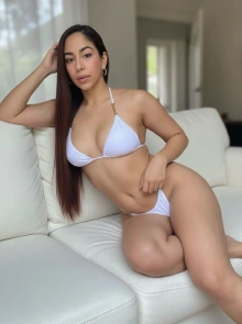 Dayana, una acompañante elegante y discreta