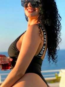 Vanessa, escort independiente con disponibilidad inmediata
