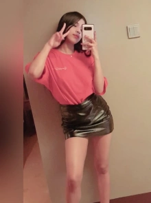 Abril es escort de lujo en Salou