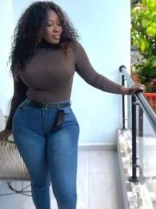 Descubre a Britany, una de las acompañantes Madura mejor valoradas