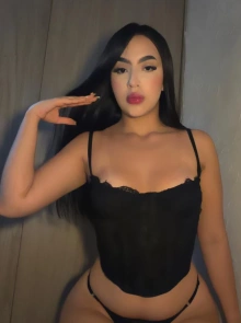 Valentina, chica de compañía de lujo con fotos de estudio reales