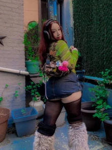 Loren, elegancia y discreción en el catálogo de damas de compañía