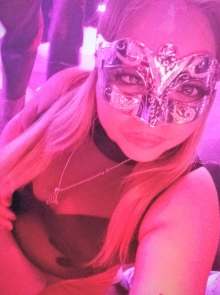 Jasmin, elegancia y discreción en el catálogo de damas de compañía