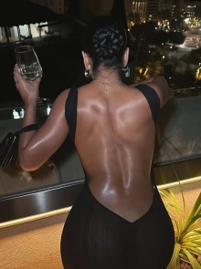 Mia es una de las acompañantes grandes-mamas en Sevilla más solicitadas