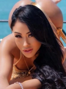 Servicios de acompañantes de alta calidad con Horny katsumi