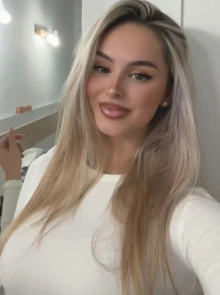 Lia mallorca, modelo independiente con galería de fotos 100% actuales