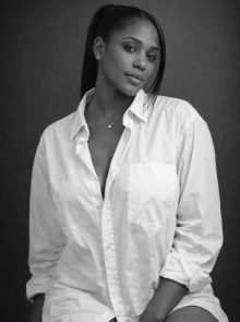 Coral es una chica de compañía Madura de total confianza