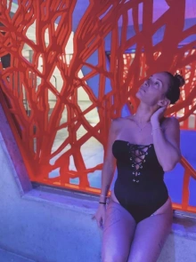 Citas exclusivas con acompañantes como Sara