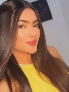 Naomi, una de las escorts en Ibiza más destacadas