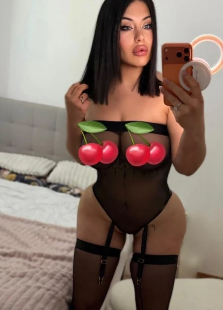 Servicios de acompañantes de alta calidad con Luciana