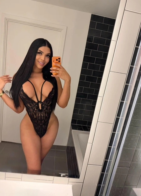 Tahis, Travesti en Barcelona 647697317