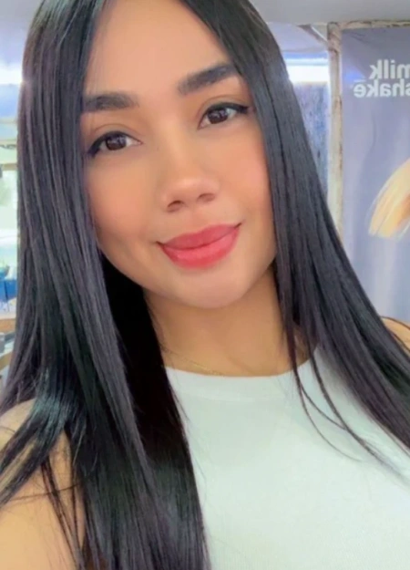 Camila, una de las escorts en Valencia más demandadas