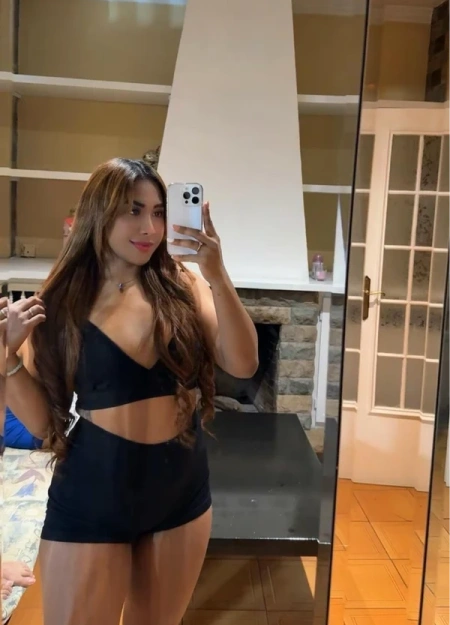 Luna, una de las mejores opciones de chicas de compañía para hoy