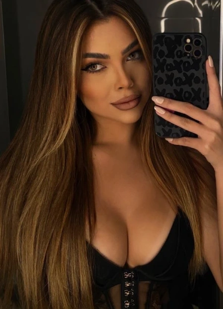 Cita exclusiva con Bruna, una de las escorts top de nuestro directorio