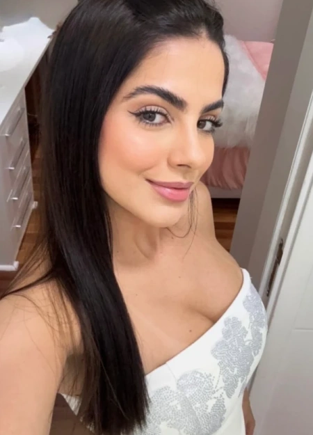 Cita exclusiva con Isabel, una de las escorts top de nuestro directorio