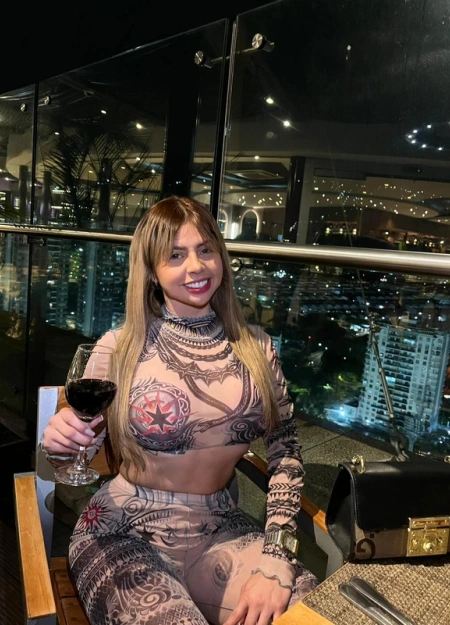 Emma Fiestera , Escort en Madrid 623480076