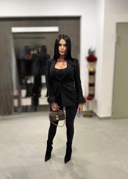 Alice, Escort en Marbella 670994947