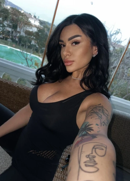 Alice, Escort en Marbella 670994947