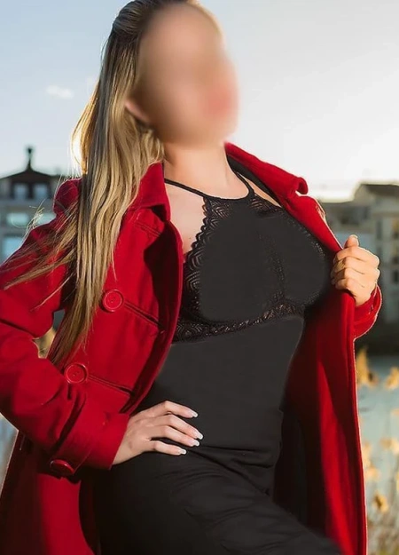 Natalia, disponible ahora como escort grandes-mamas en Sevilla