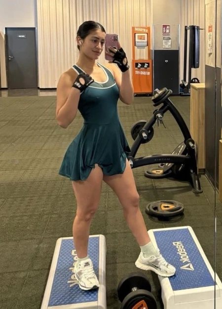 Sarita delgada, Escort en Alicante 694267423