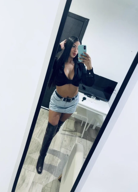 CAMILA, Escort en Palma de Mallorca 613595924