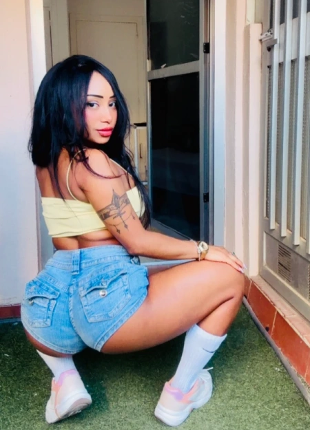 Reserva tu cita con Medusa, escort en Málaga con perfil activo