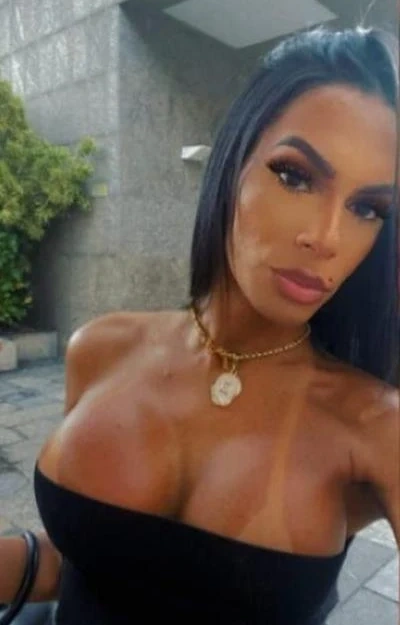 POCAHONTAS, Travesti en Madrid 613586419