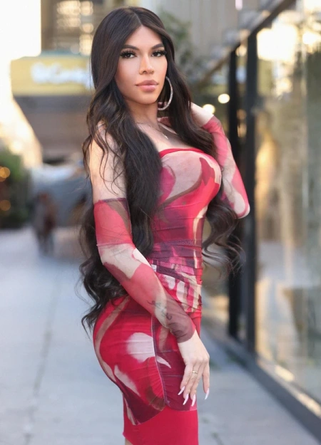 BELLA VANESSA, Travesti en Madrid 662680058